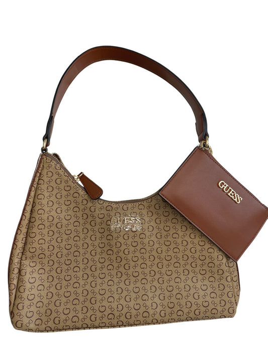 BOLSO HOBO GUESS COLOR CAFE CON ESTAMPADO Y MONEDERO