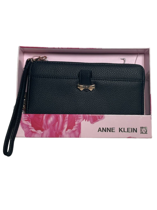 CARTERA DE MANO ANNE KLEIN OPCIONES: NEGRO Y ROSA